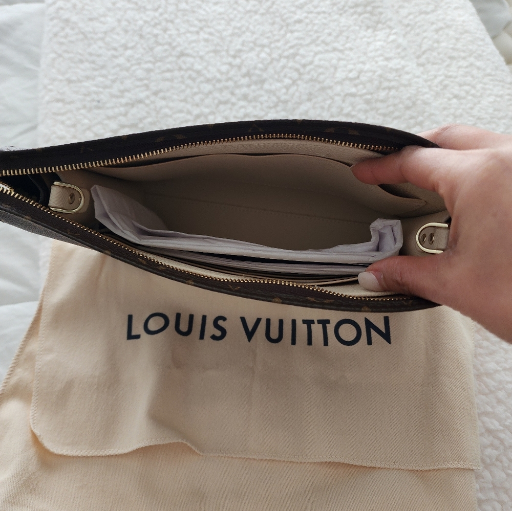 LV toliety 26 - Picture 6 of 12